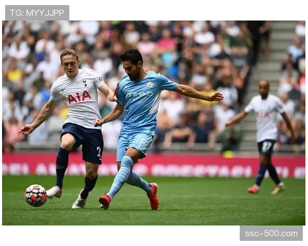 皇马阵容位置重叠问题凸显 左边路人员拥挤影响进攻效率