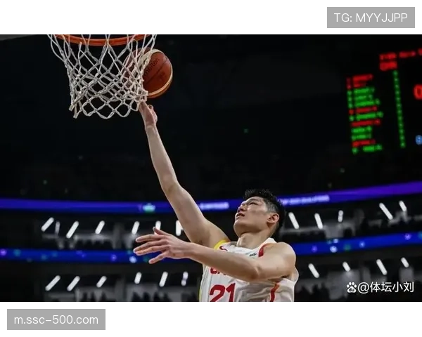 胡金秋顺下时机把握精准，挡拆配合成为阵地战稳定得分手段